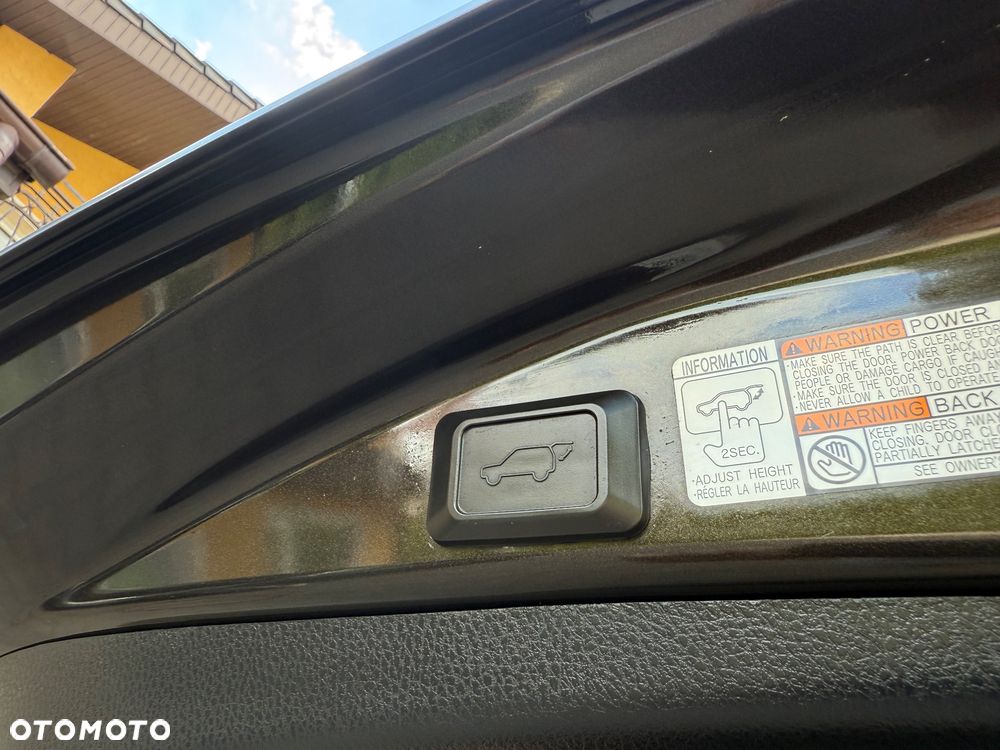 Toyota RAV4 2.0 D-4D Prestige - 32
