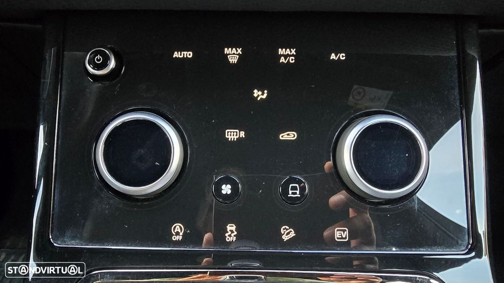 Land Rover Range Rover Evoque - 45