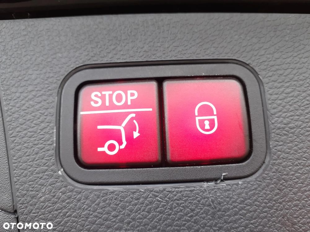 Mercedes-Benz GLC 200 4Matic 9G-TRONIC Exclusive - 9