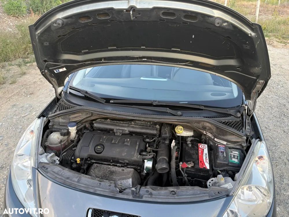 Peugeot 207 1.6 VTi Sport Pack - 11