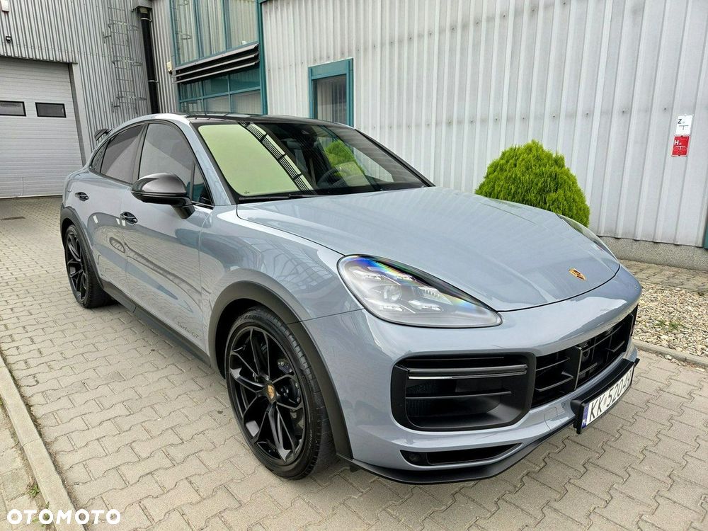 Porsche Cayenne - 4