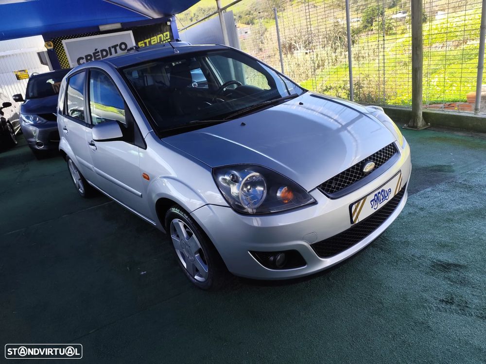 Ford Fiesta 1.25 Trend - 10