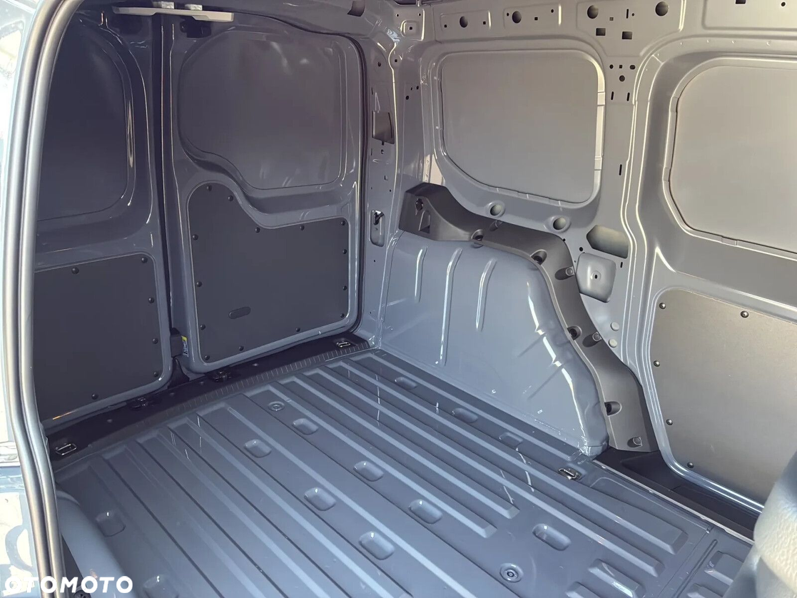 Volkswagen Caddy Cargo AUTOMAT 2.0TDI 122KM, Diesel / Swiatła LED - 20