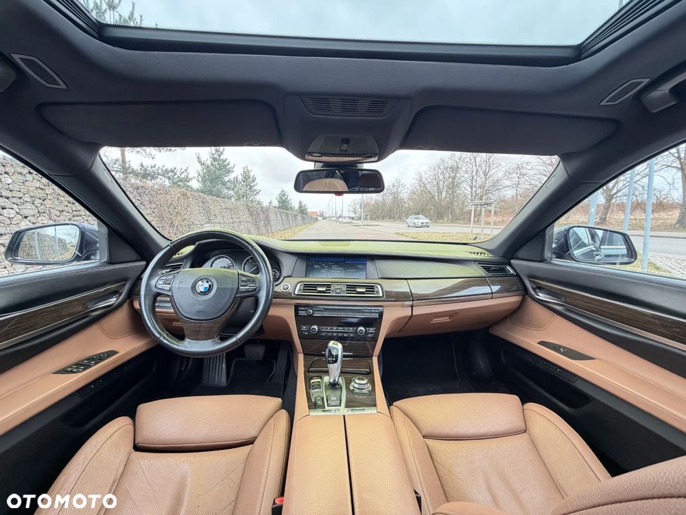 BMW Seria 7 730d - 19