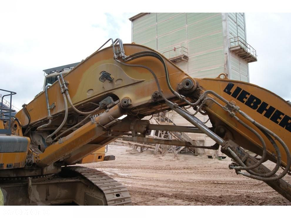 Liebherr R964C - 12