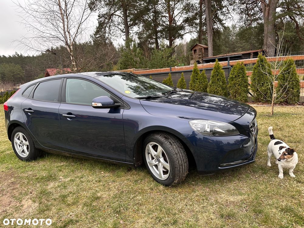 Volvo V40 D2 Powershift Kinetic - 3