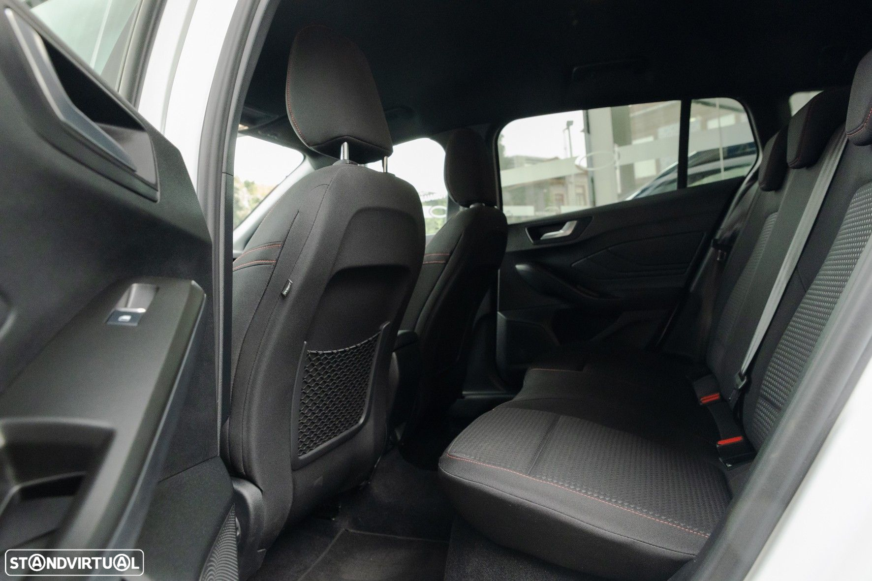 Ford Focus SW 1.0 EcoBoost ST-Line - 19