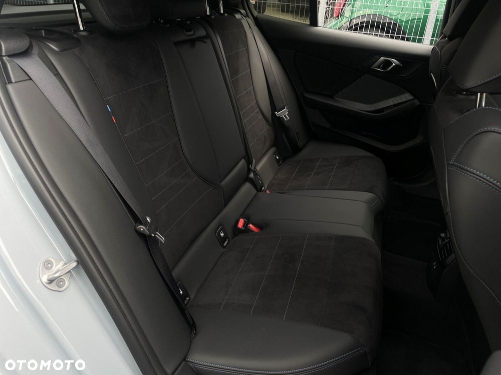 BMW Seria 1 - 22