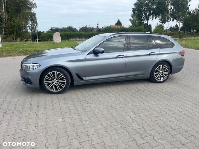 BMW Seria 5 520d xDrive Sport Line - 4