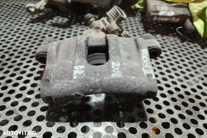 Etrier spate dreapta Ford Focus 2 [2004 - 2008] wagon 5-usi 1.6 TDCi - 2