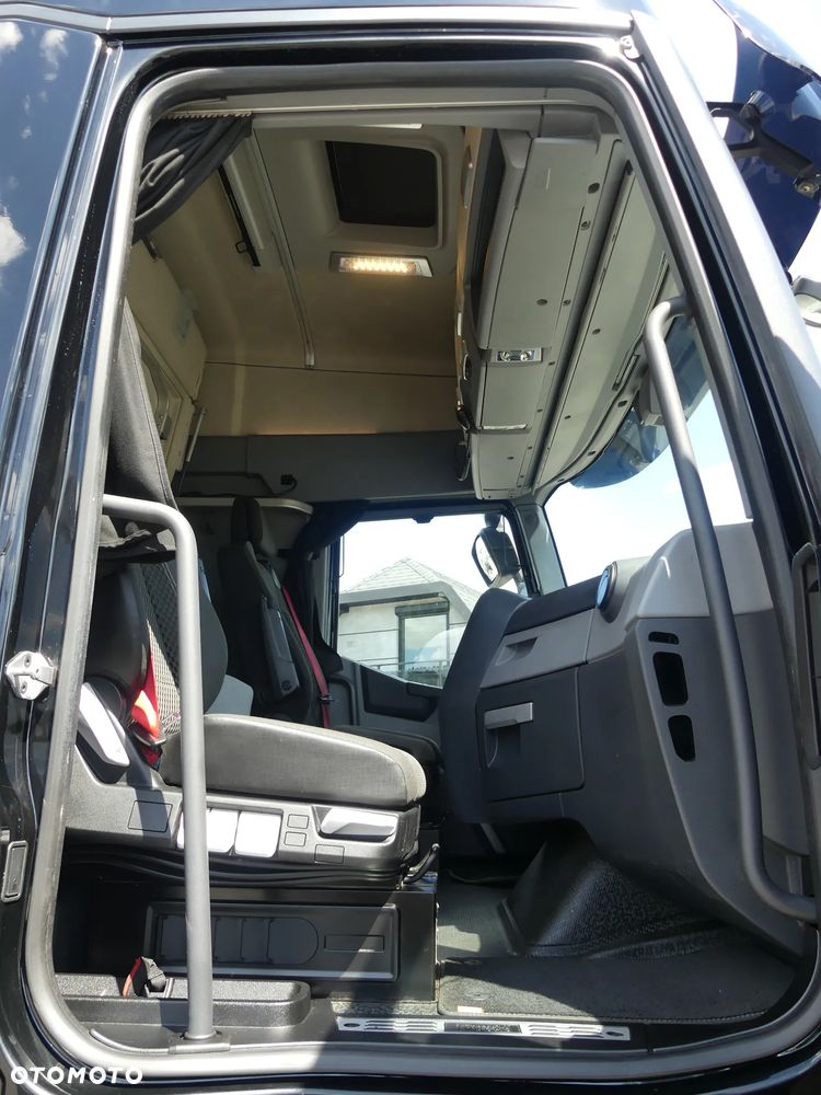 Renault T440 13L / EURO 6 / LOW DECK / HIGH CAB / AUTOMAT / - 29