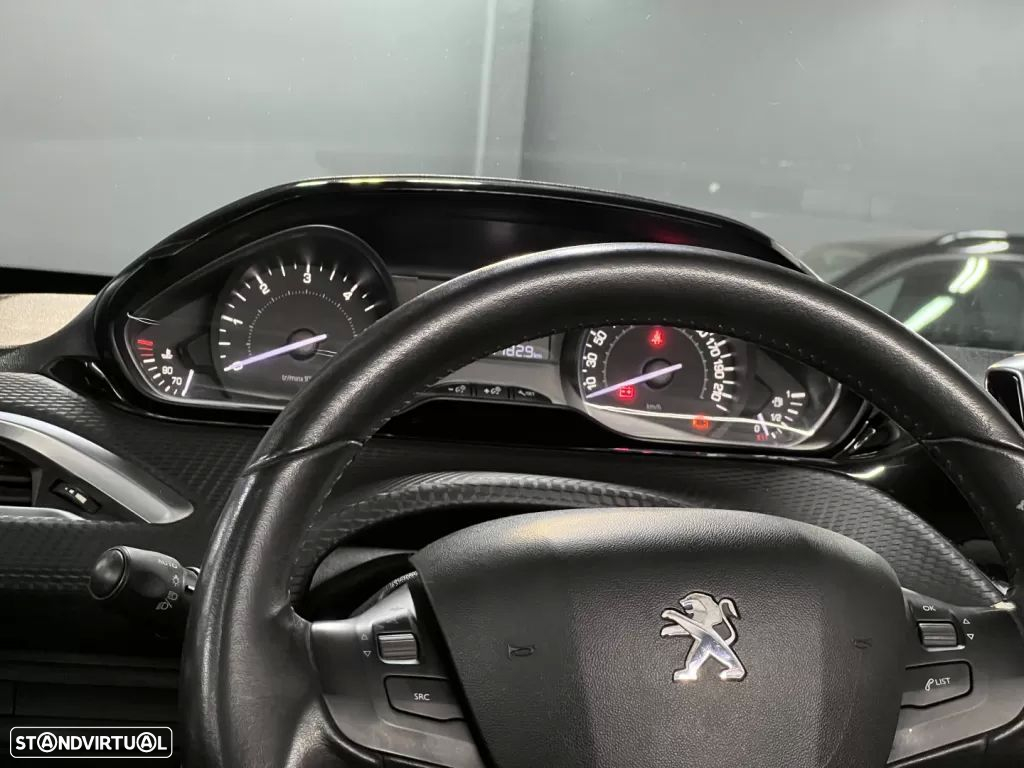 Peugeot 208 1.6 BlueHDi Allure - 28