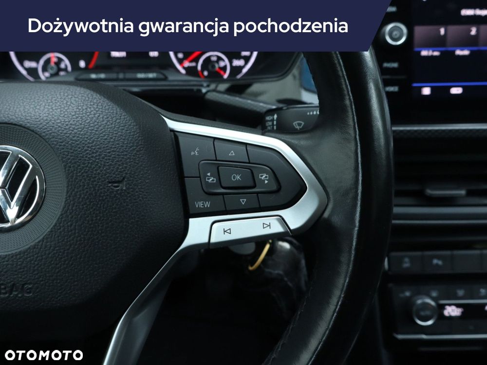 Volkswagen T-Cross - 21