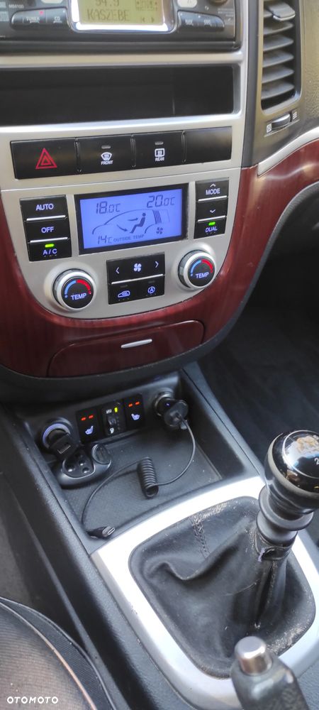 Hyundai Santa Fe 2.7 V6 2WD GLS - 8