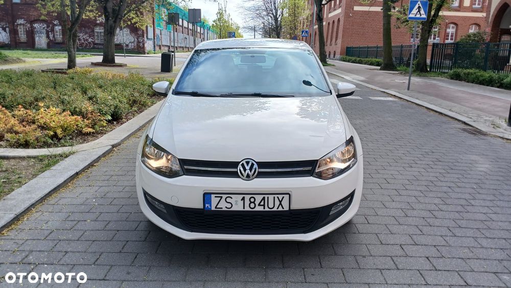 Volkswagen Polo 1.2 TSI Comfortline - 2