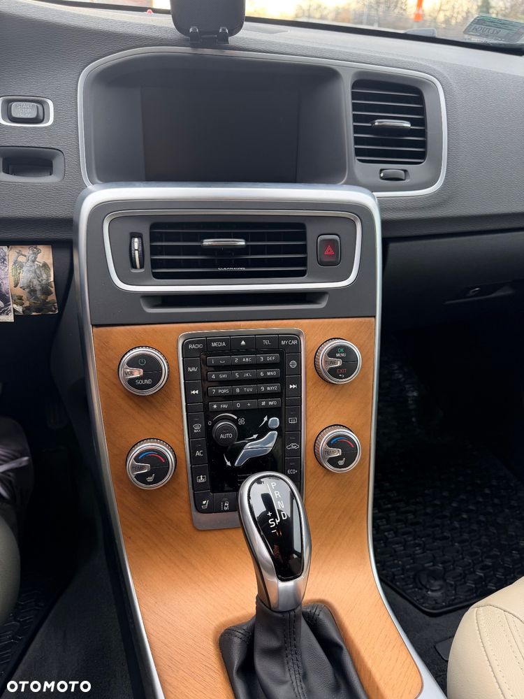 Volvo S60 T5 Geartronic - 9