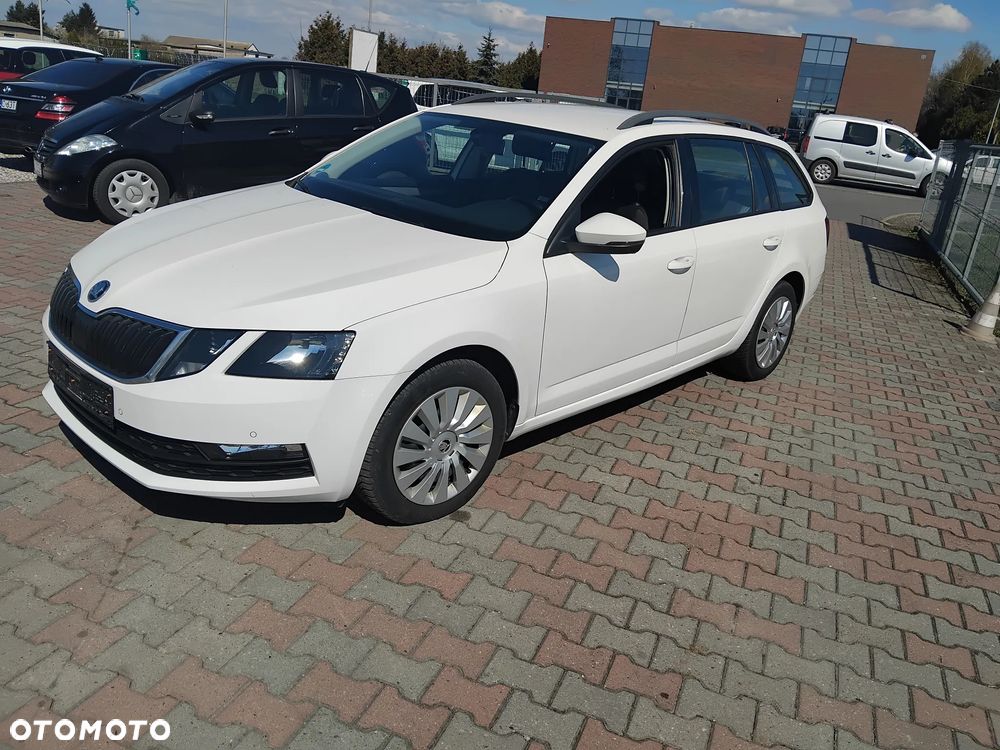 Skoda Octavia - 1