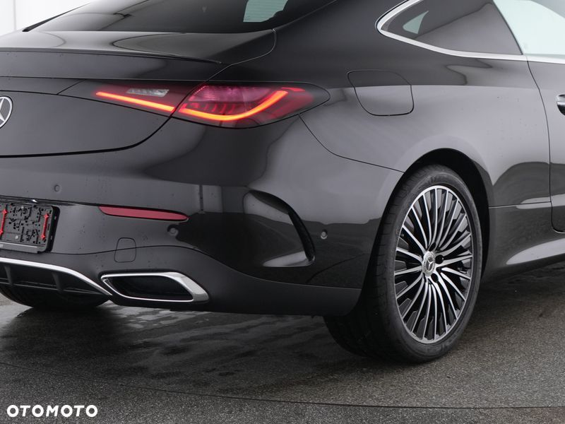 Mercedes-Benz CLE 300 4Matic 9G-TRONIC Edition AMG Line - 4