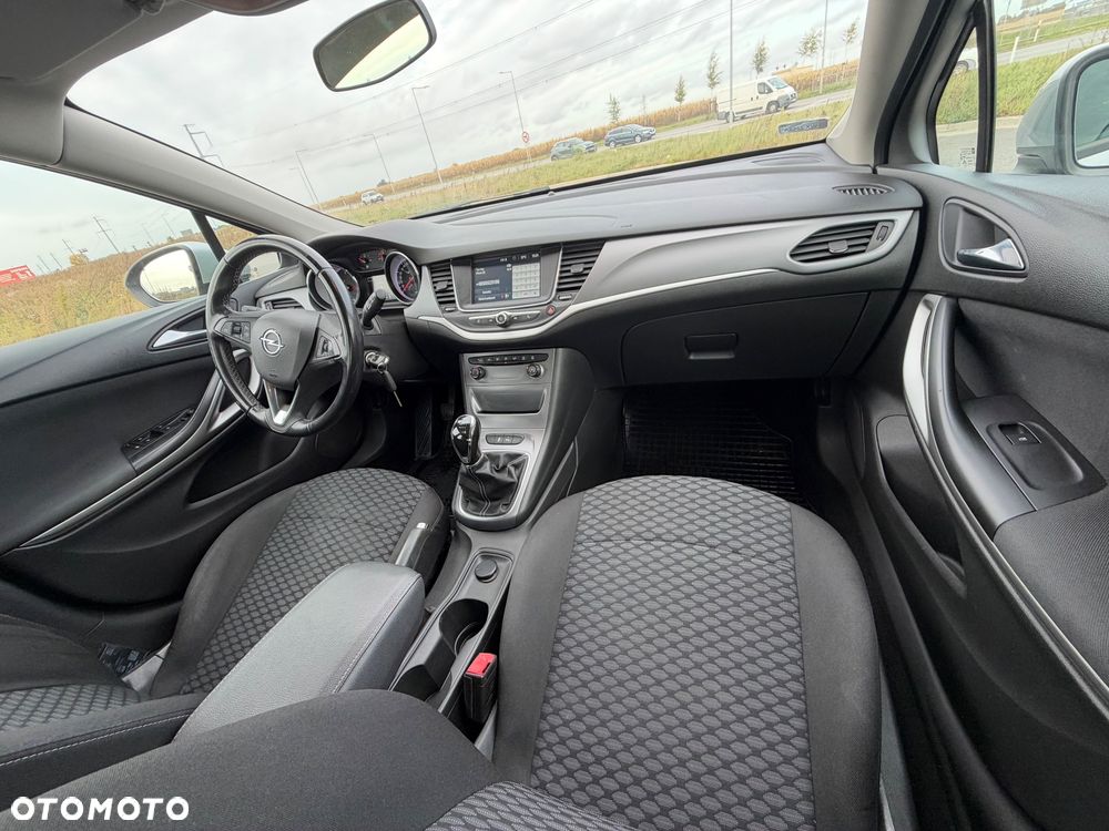 Opel Astra 1.6 CDTI Enjoy S&S - 11