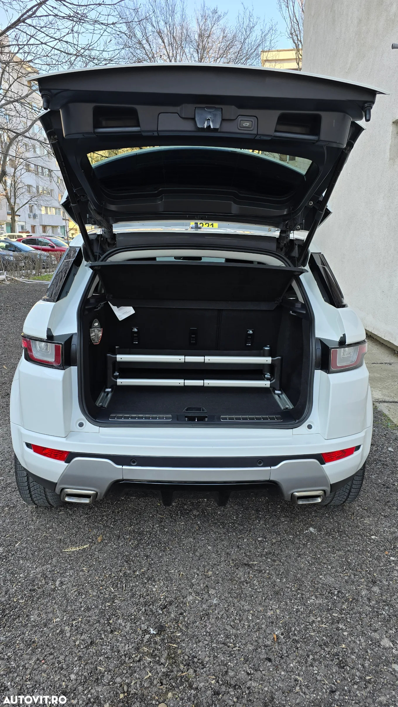Land Rover Range Rover Evoque 2.0 D180 R-Dynamic S - 13