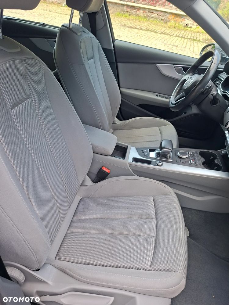 Audi A4 Avant 2.0 TDI S tronic - 28