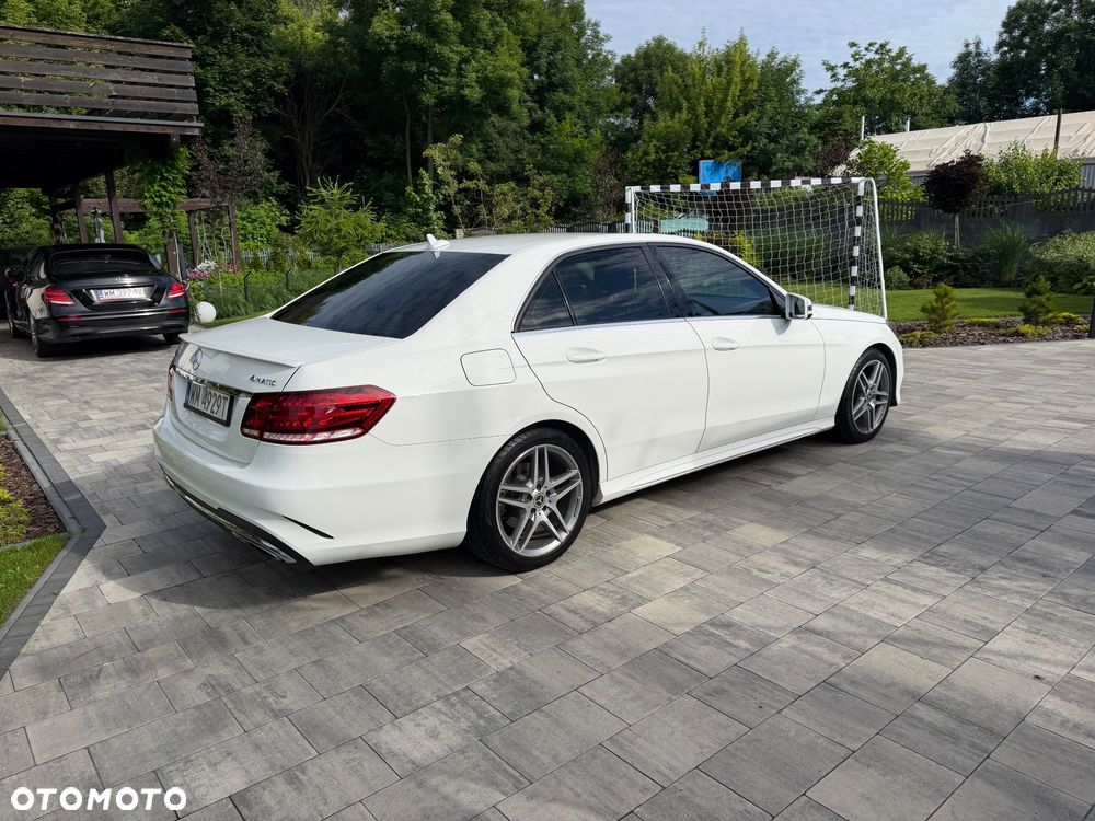 Mercedes-Benz Klasa E 350 4Matic 7G-TRONIC - 23
