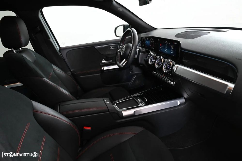 Mercedes-Benz GLB 180 d AMG Line - 24