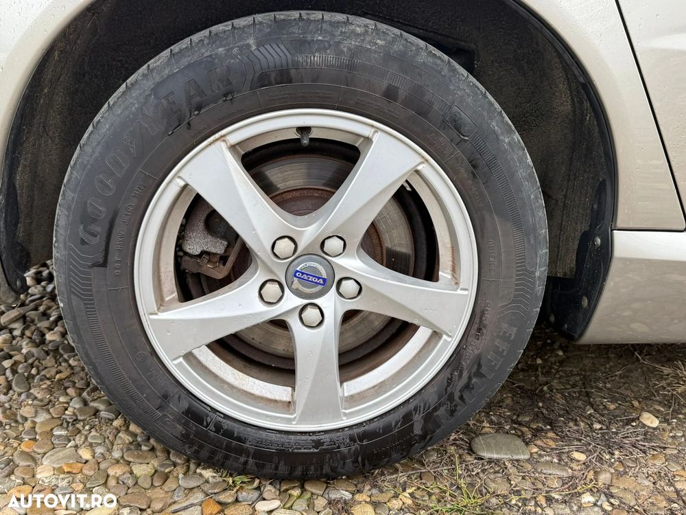 Volvo V70 D2 Linje Classic - 19