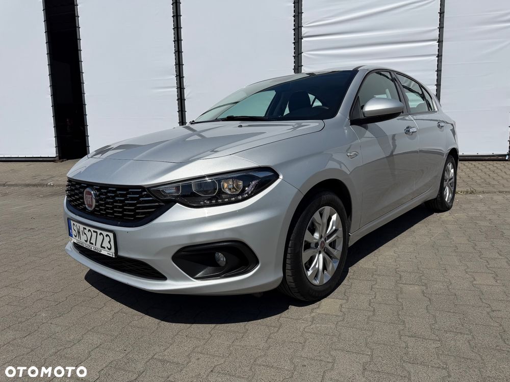 Fiat Tipo 1.4 T-Jet 16v Lounge - 1