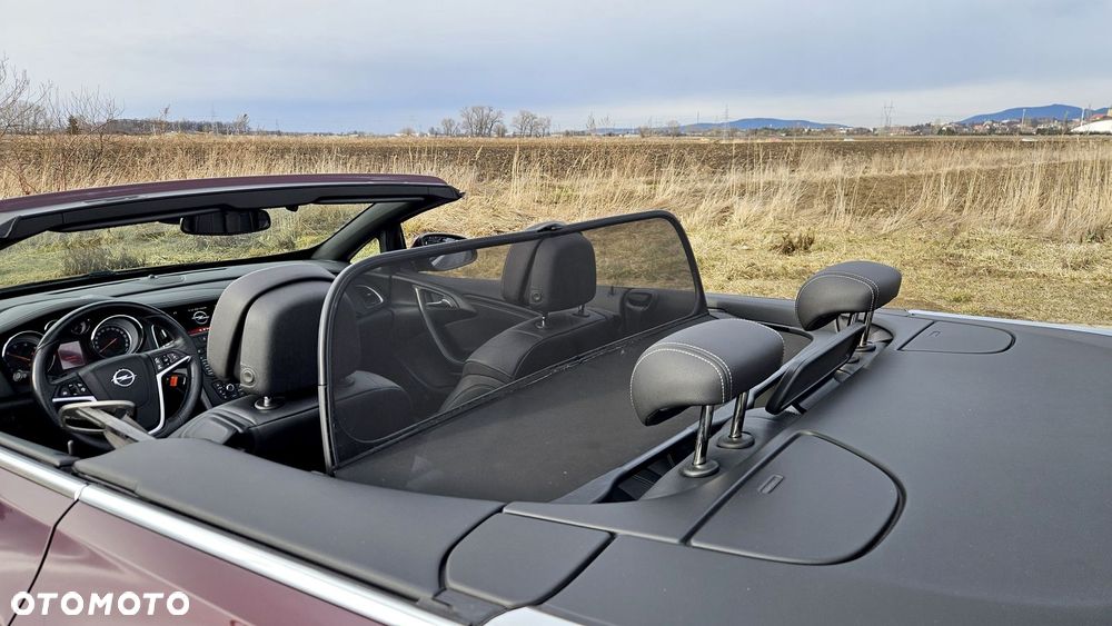 Opel Cascada 2.0 CDTI ecoFLEX Start/Stop Innovation - 24