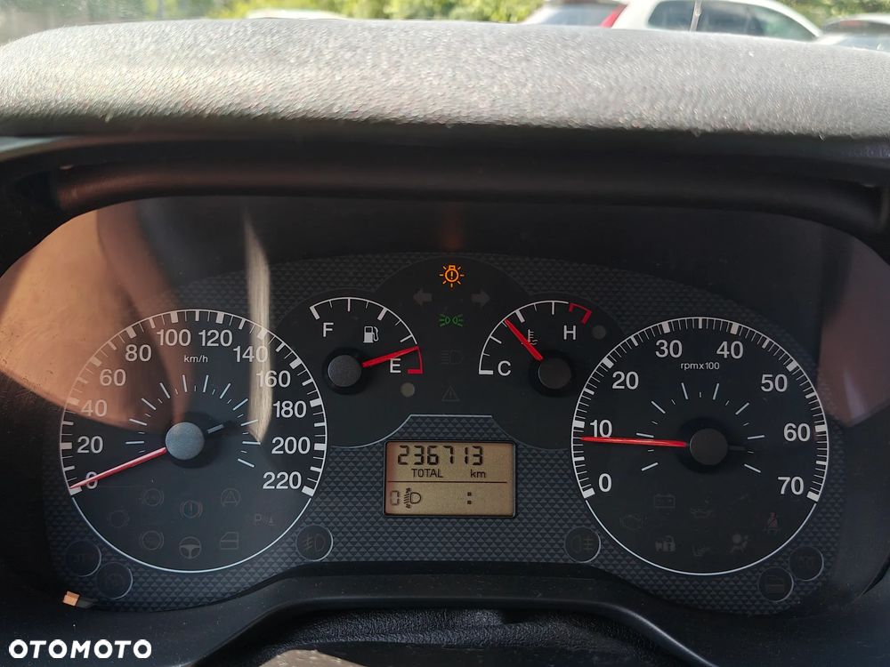 Fiat Grande Punto 1.4 8V - 23