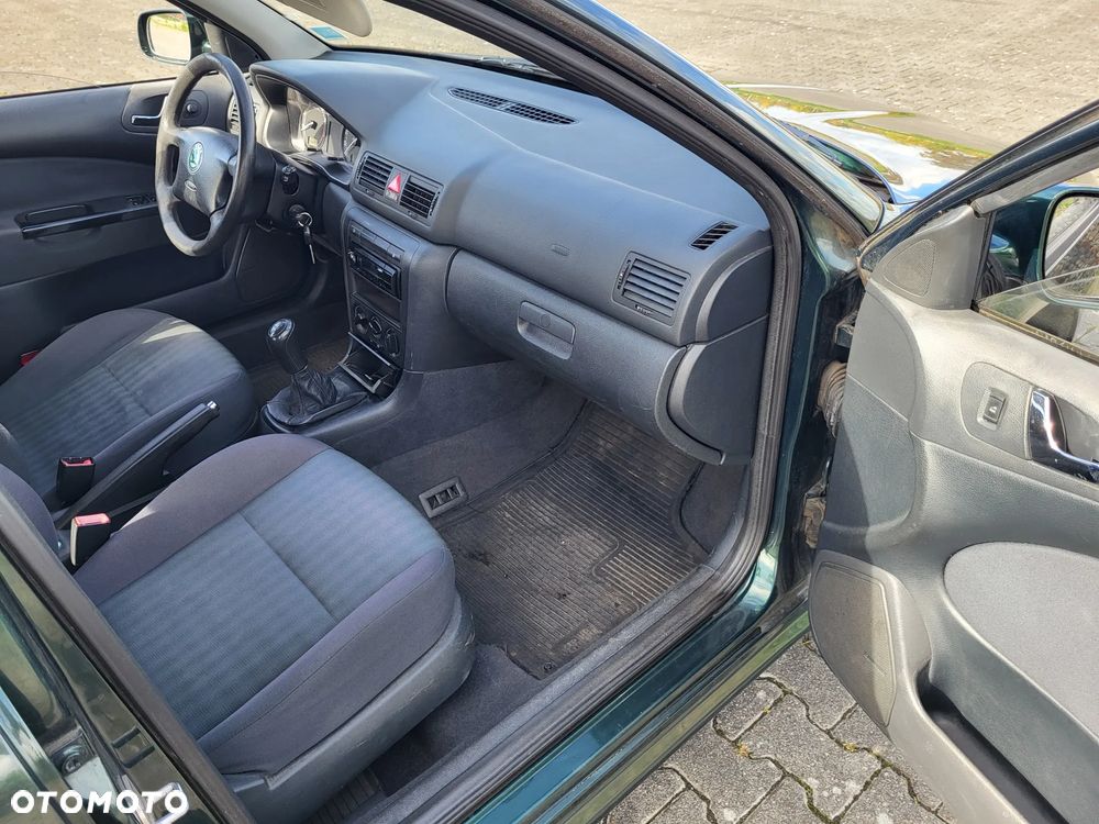 Skoda Octavia 1.6 Drive - 12