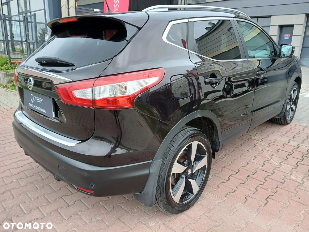 Nissan Qashqai 1.2 DIG-T N-Connecta Xtronic EU6 - 4