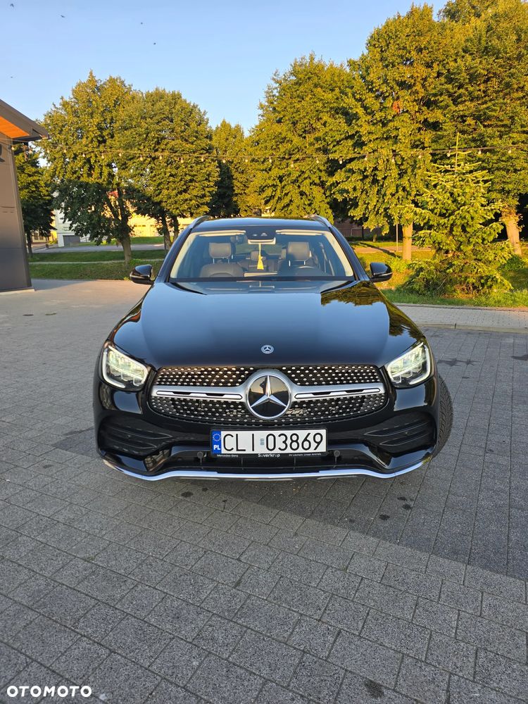 Mercedes-Benz GLC 200 4Matic 9G-TRONIC Exclusive - 9