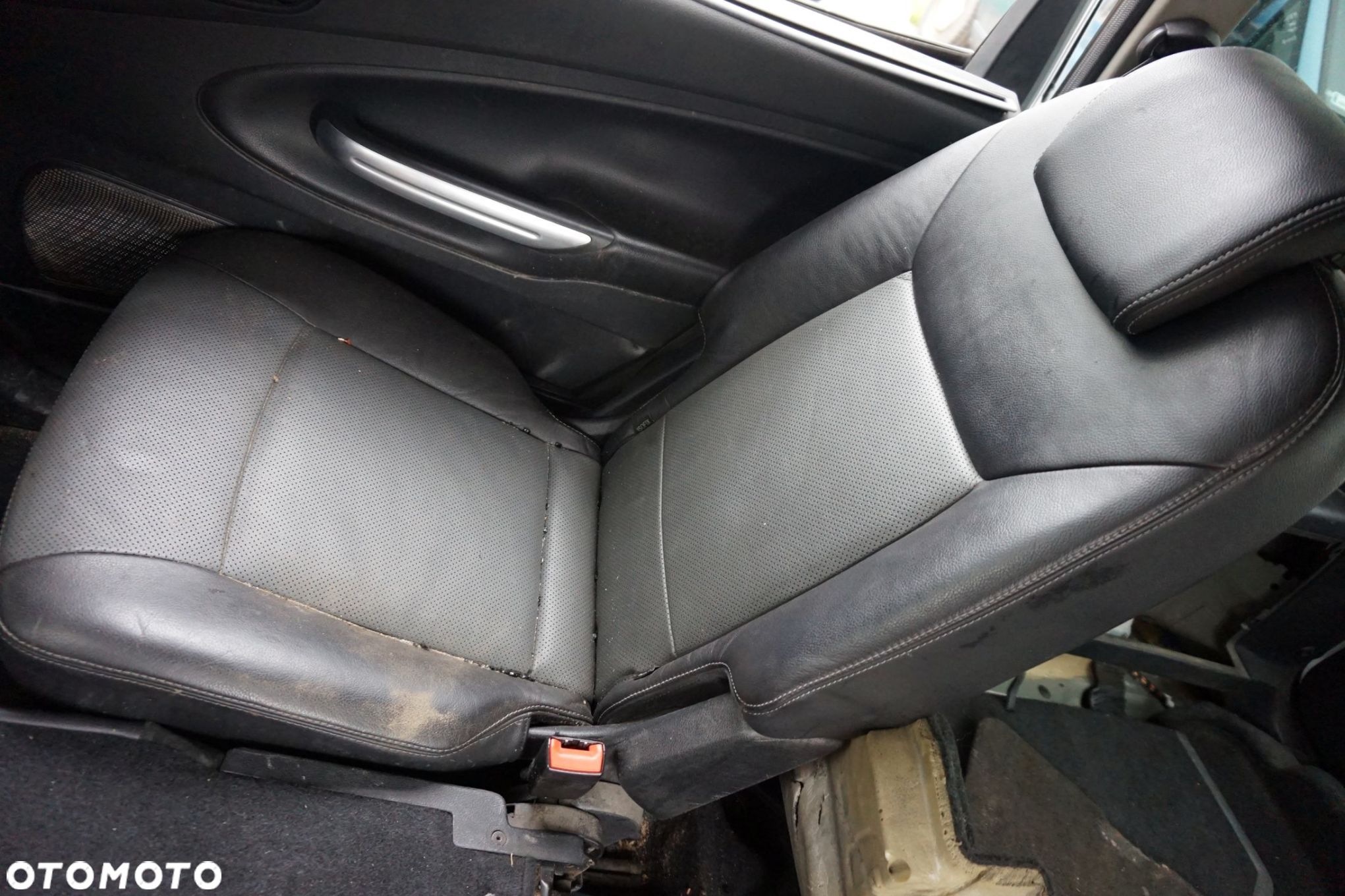 FOTEL II RZĄD S-MAX I MK1 PRAWY TYŁ SKÓRA FORD 2006-2010 - 1