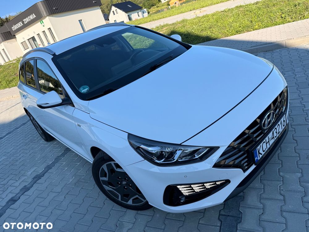 Hyundai i30 1.6 CRDI 48V-Hybrid DCT Prime - 13