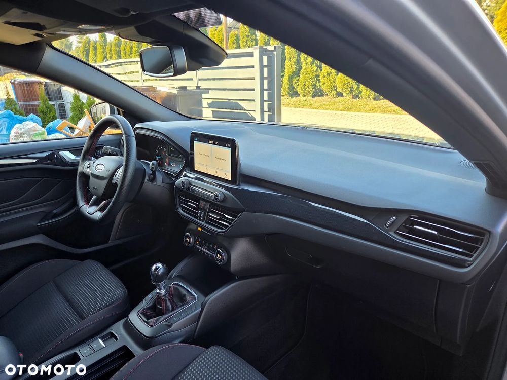 Ford Focus 1.0 EcoBoost ST-Line ASS - 29