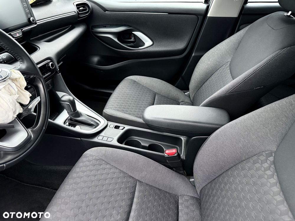 Toyota Yaris Hybrid 1.5 Executive - 12