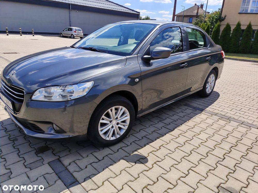Peugeot 301 1.6 BlueHDi Active - 1