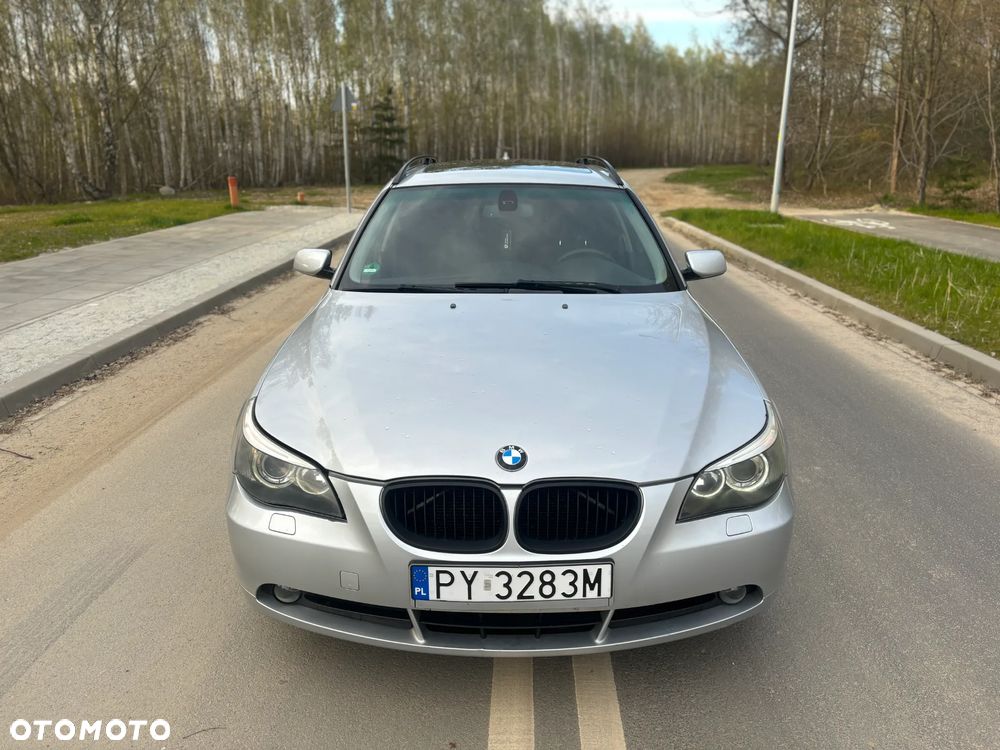 BMW Seria 5 523i - 1