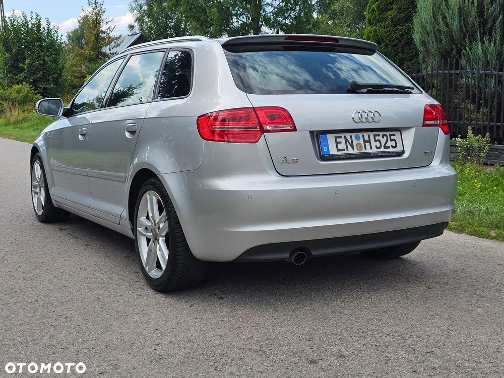 Audi A3 Sportback 2.0 TDI DPF S line Sportpaket - 35
