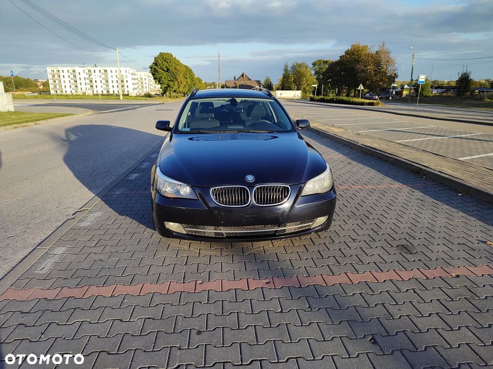 BMW Seria 5 530d Touring - 2