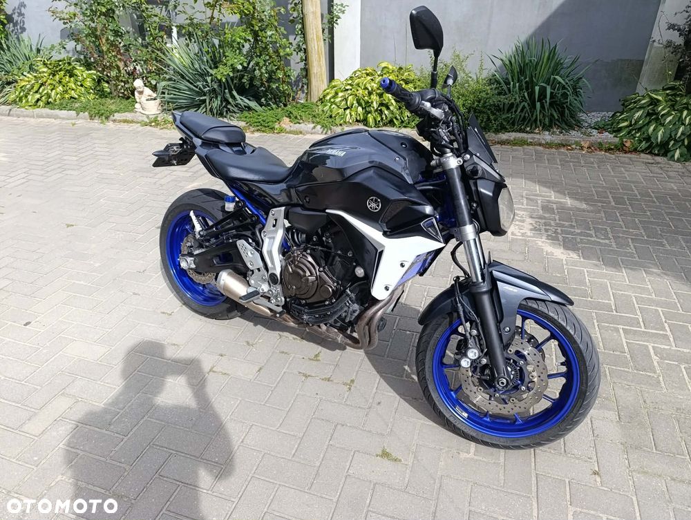 Yamaha MT - 6