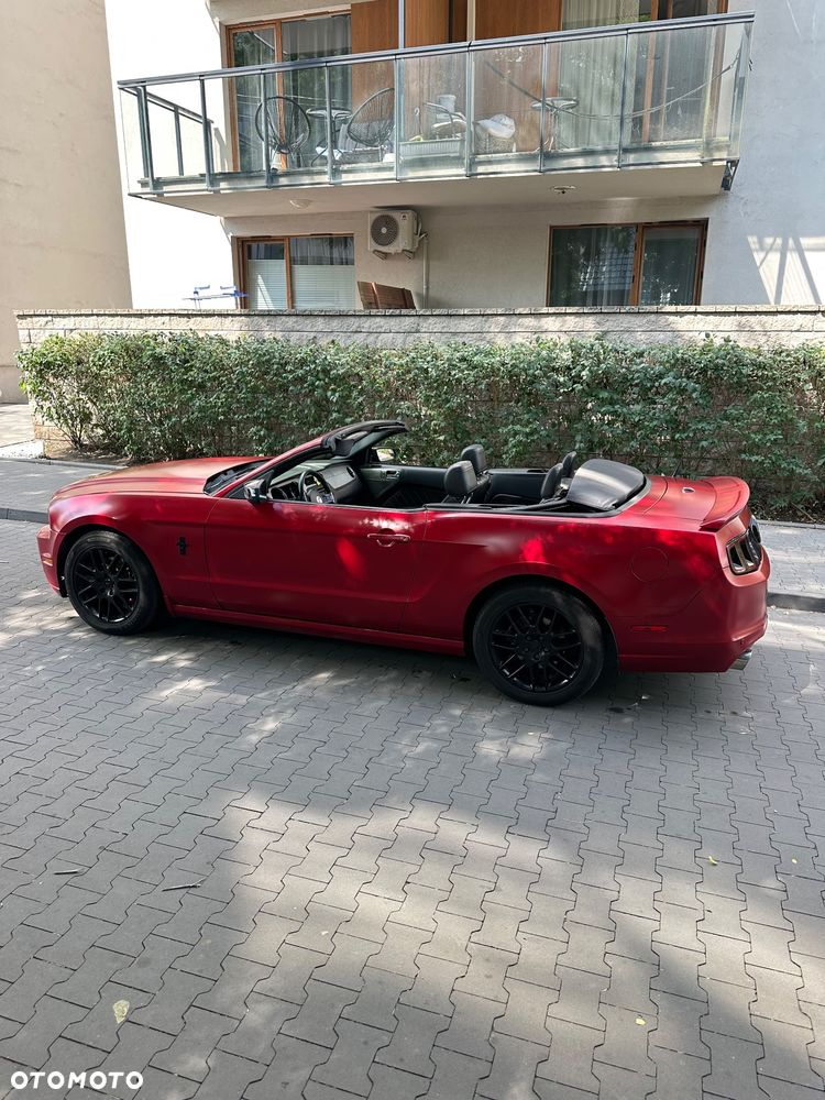 Ford Mustang 3.7 V6 Premium - 5