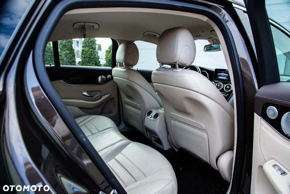Mercedes-Benz GLC 220 d 4-Matic - 24