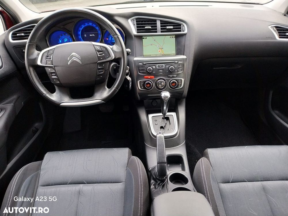 Citroën C4 1.6 VTi BVA Seduction - 12