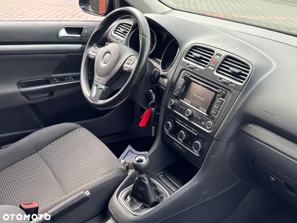 Volkswagen Golf 1.6 TDI Highline - 22