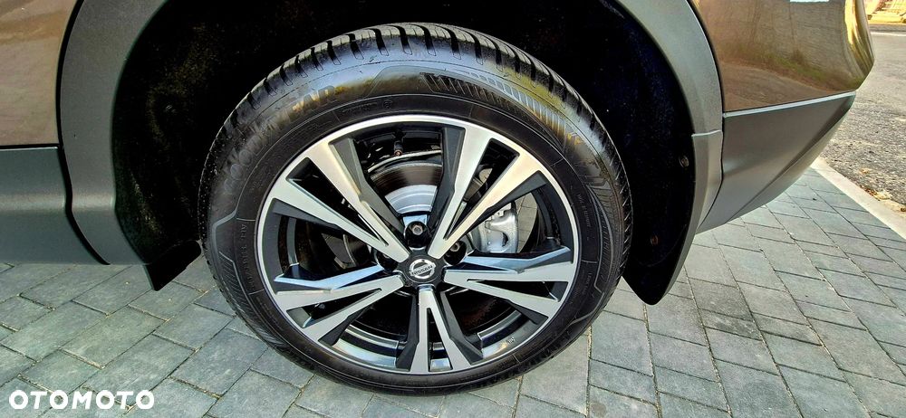 Nissan Qashqai - 12