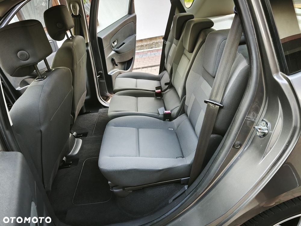 Renault Scenic 1.6 16V 110 TomTom Edition - 26
