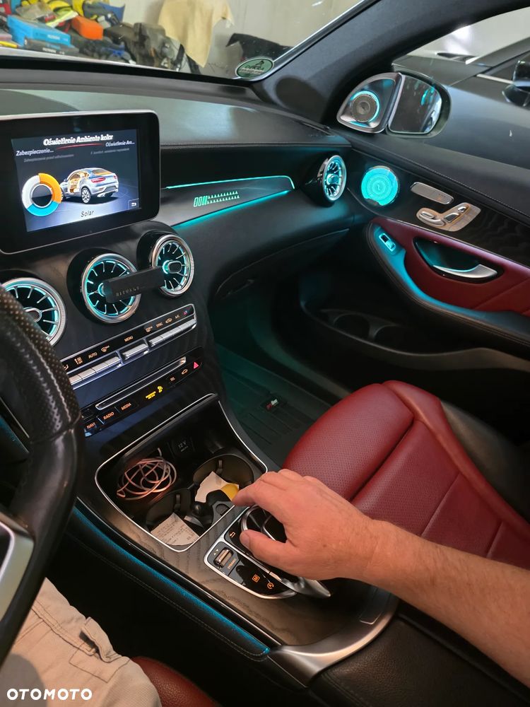 Mercedes-Benz GLC - 22